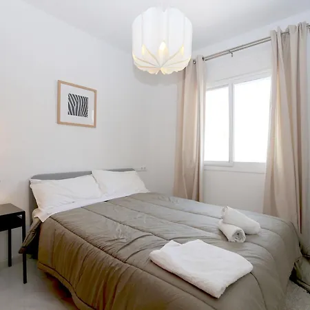 West Townhouse Lobon *