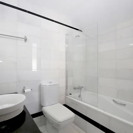 West Townhouse Lobon
