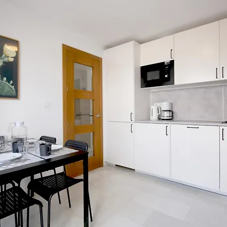 West Townhouse Lobon Vakantiehuis