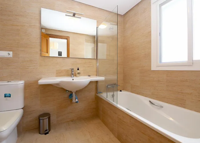 West Townhouse Lobon